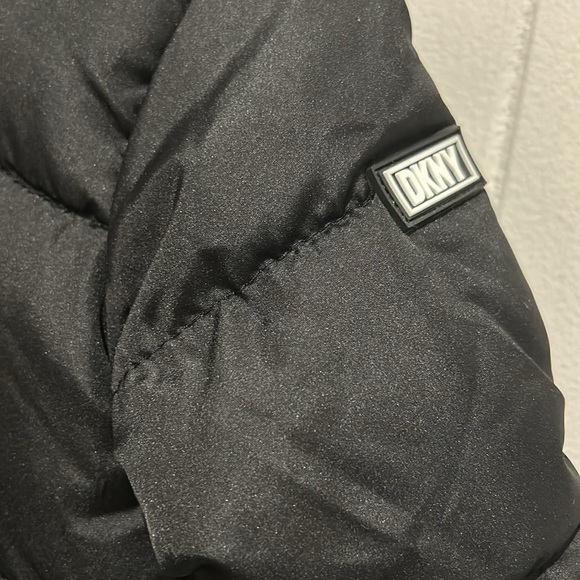 NWT DKNY $85 Zip Up Black Yellow Hooded Puffer Snowsuit NEW - Picture 6 of 9
